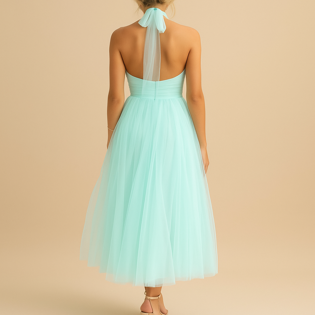 Elegantes Festliches Kleid für Damen mit Chic Silhouette | Lucia-Zermatt Boutique