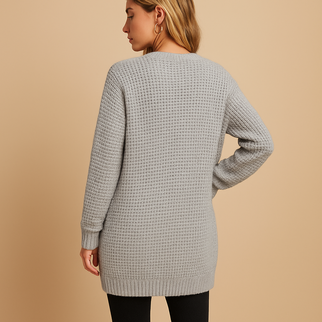 Strickjacke Damen Lang mit V-Ausschnitt und Taschen | Karina-Zermatt Boutique