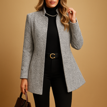 Eleganter taillierter Blazer für Damen aus atmungsaktivem Material | Lianne-Zermatt Boutique
